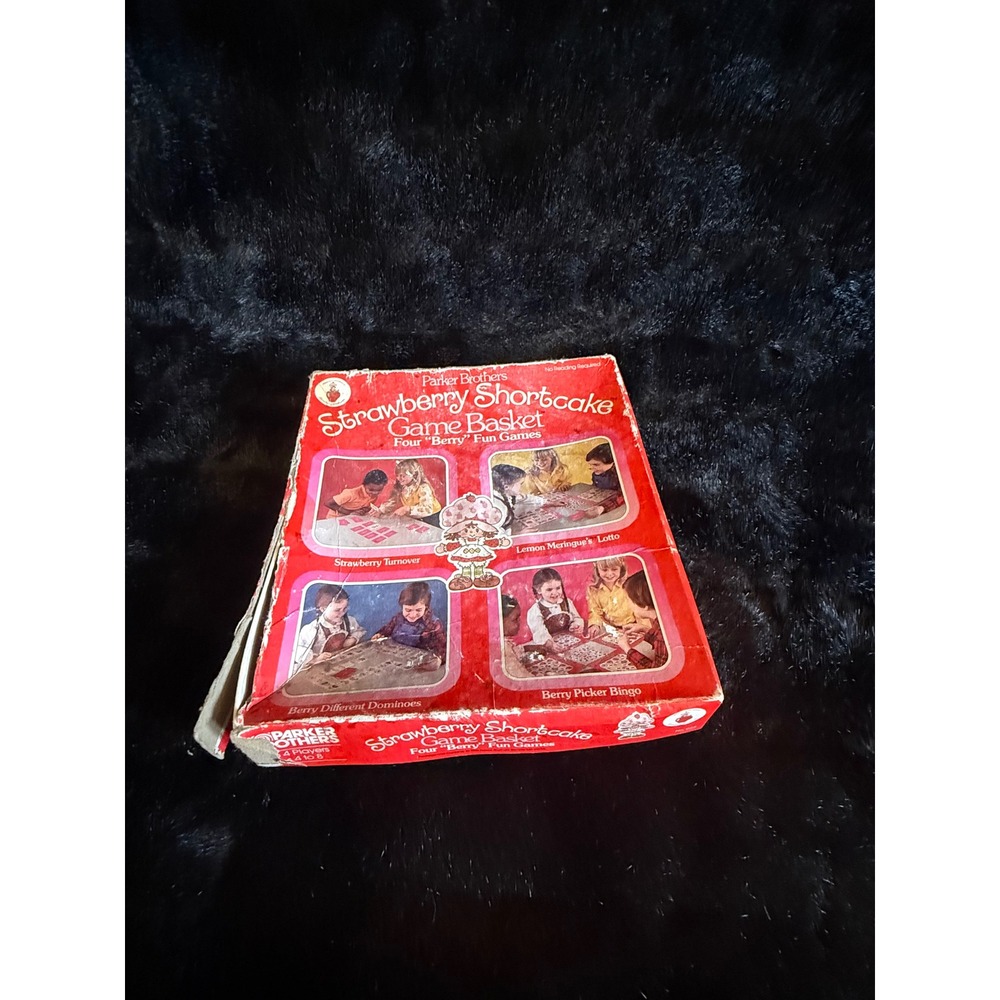 Vintage 1980 Strawberry Shortcake Game Basket Parker Brothers 4 Games Retro